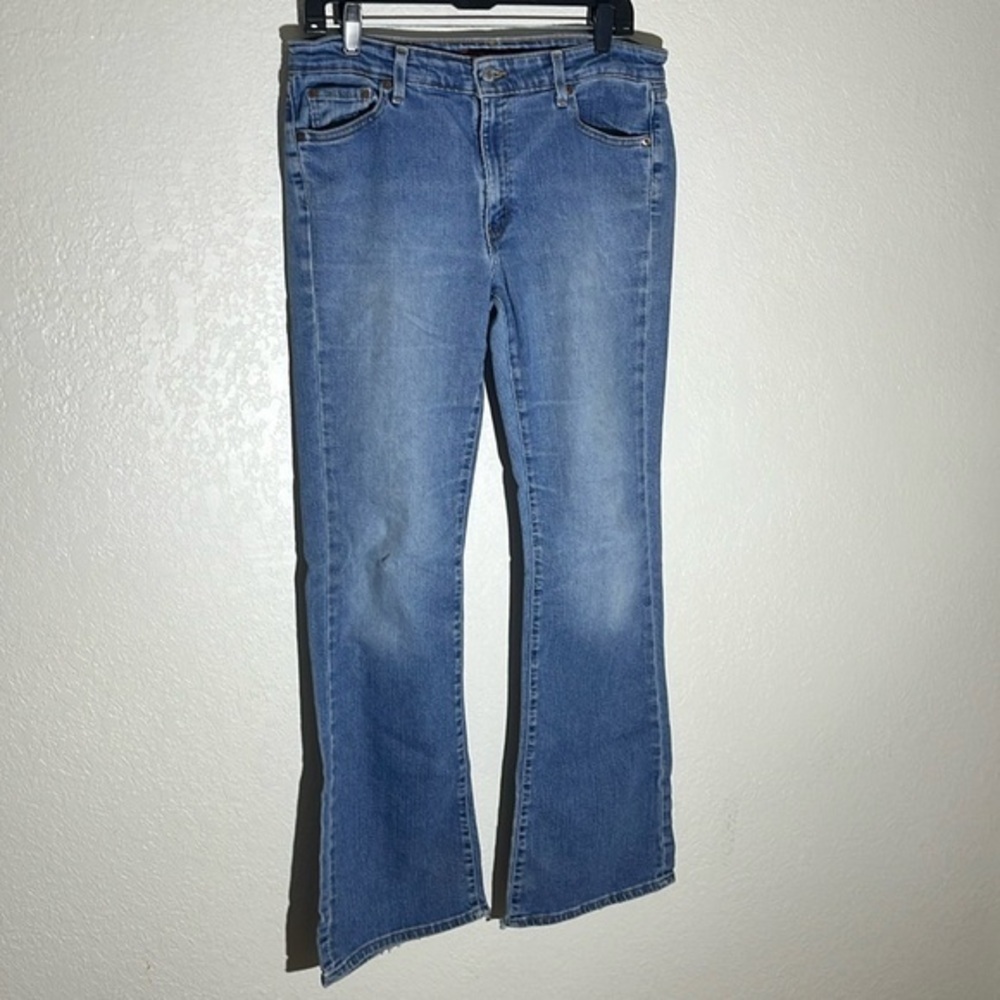 Levi’s 519 low rise stretch flare jeans